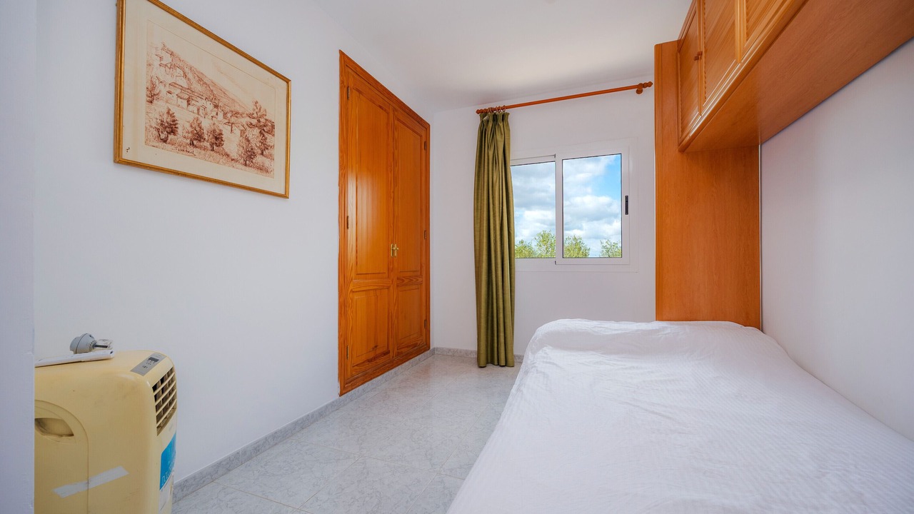 Photo of Bedroom in Pina