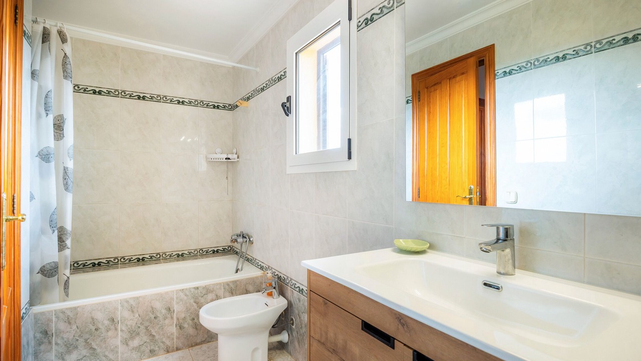 Photo of Bathroom in Pina