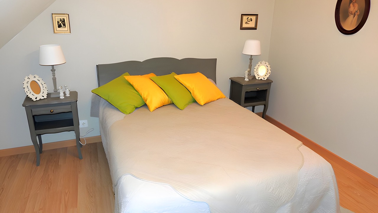 Photo of Bedroom in Saint-Aignan