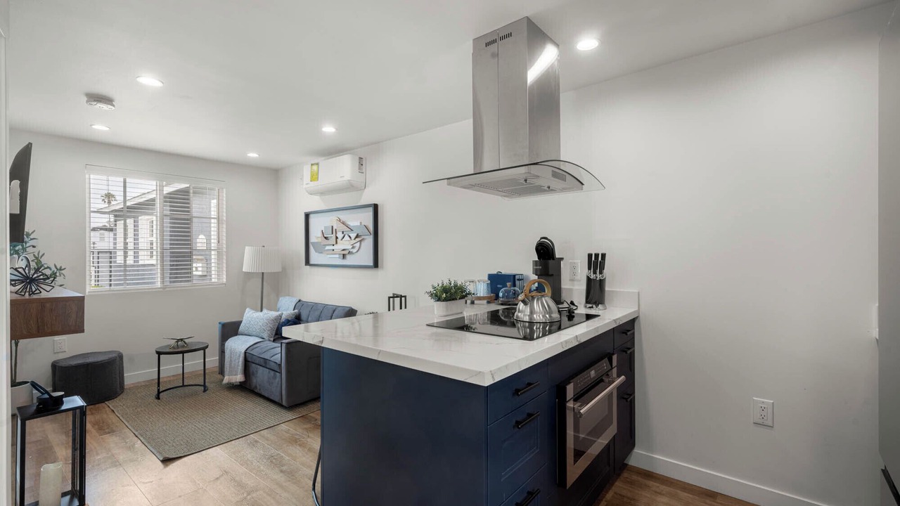 Photo of Kitchen in Reseda