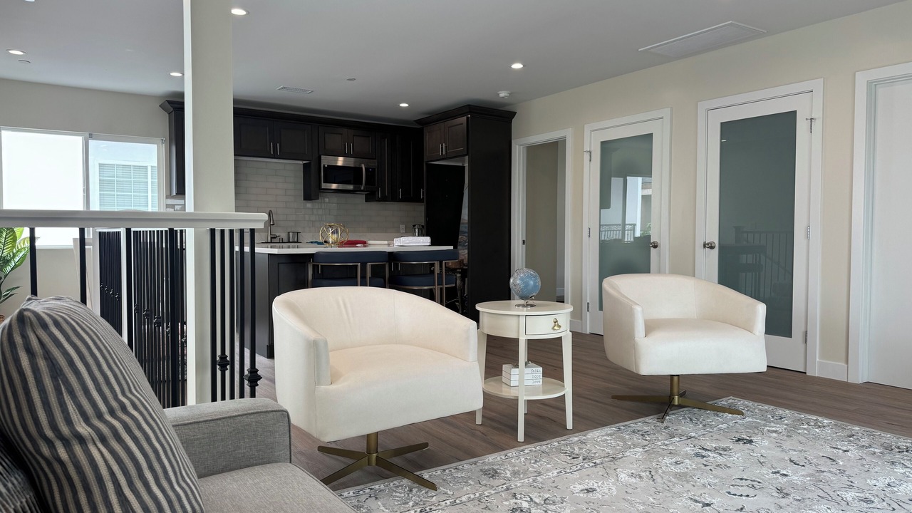 Photo of Livingroom in Madrona