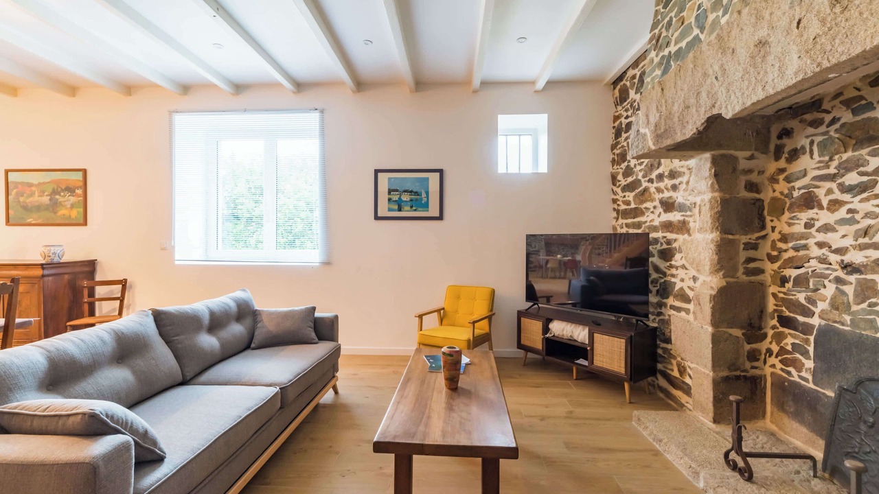 Photo of Livingroom in Saint-Clet