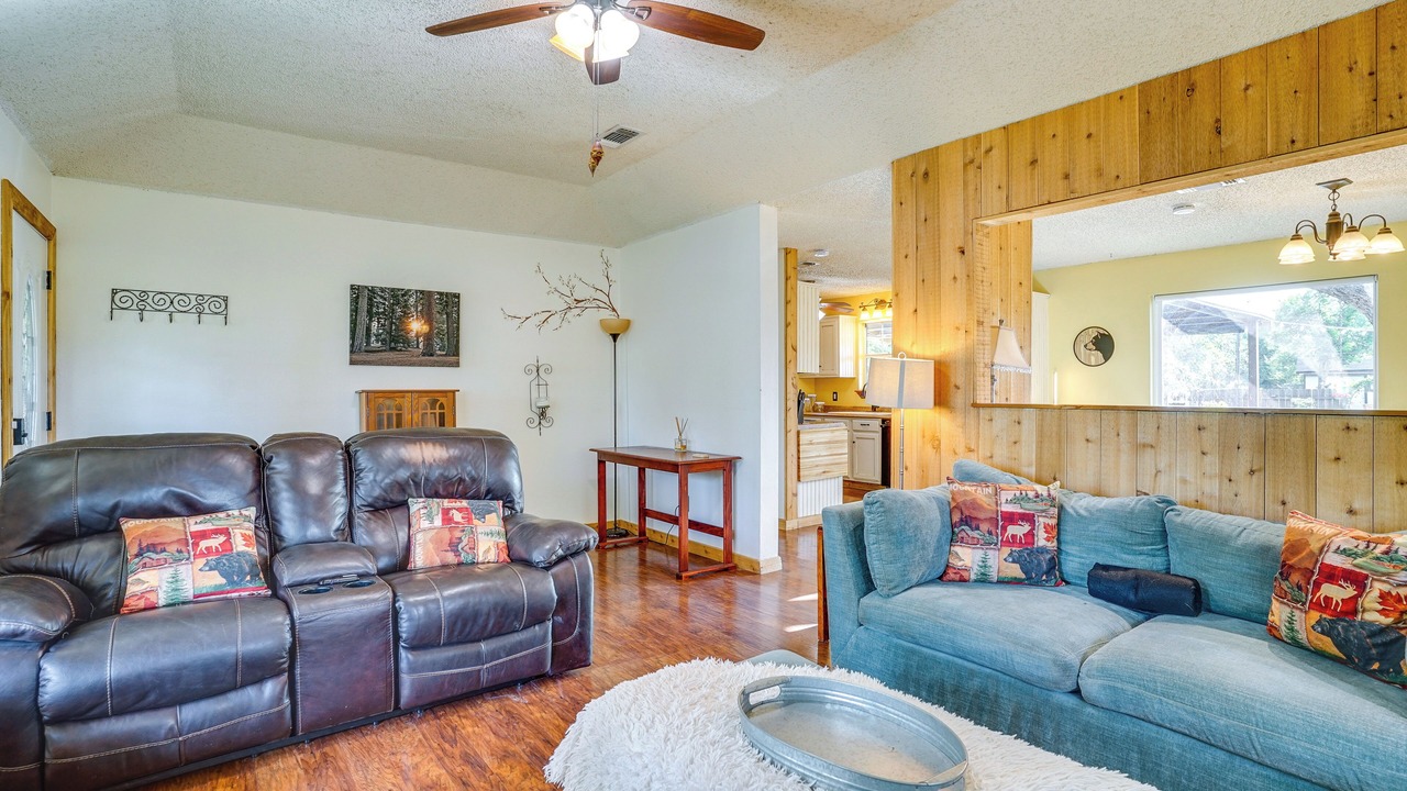 Photo of Livingroom in Azle