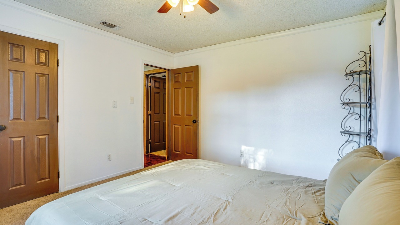 Photo of Bedroom in Azle