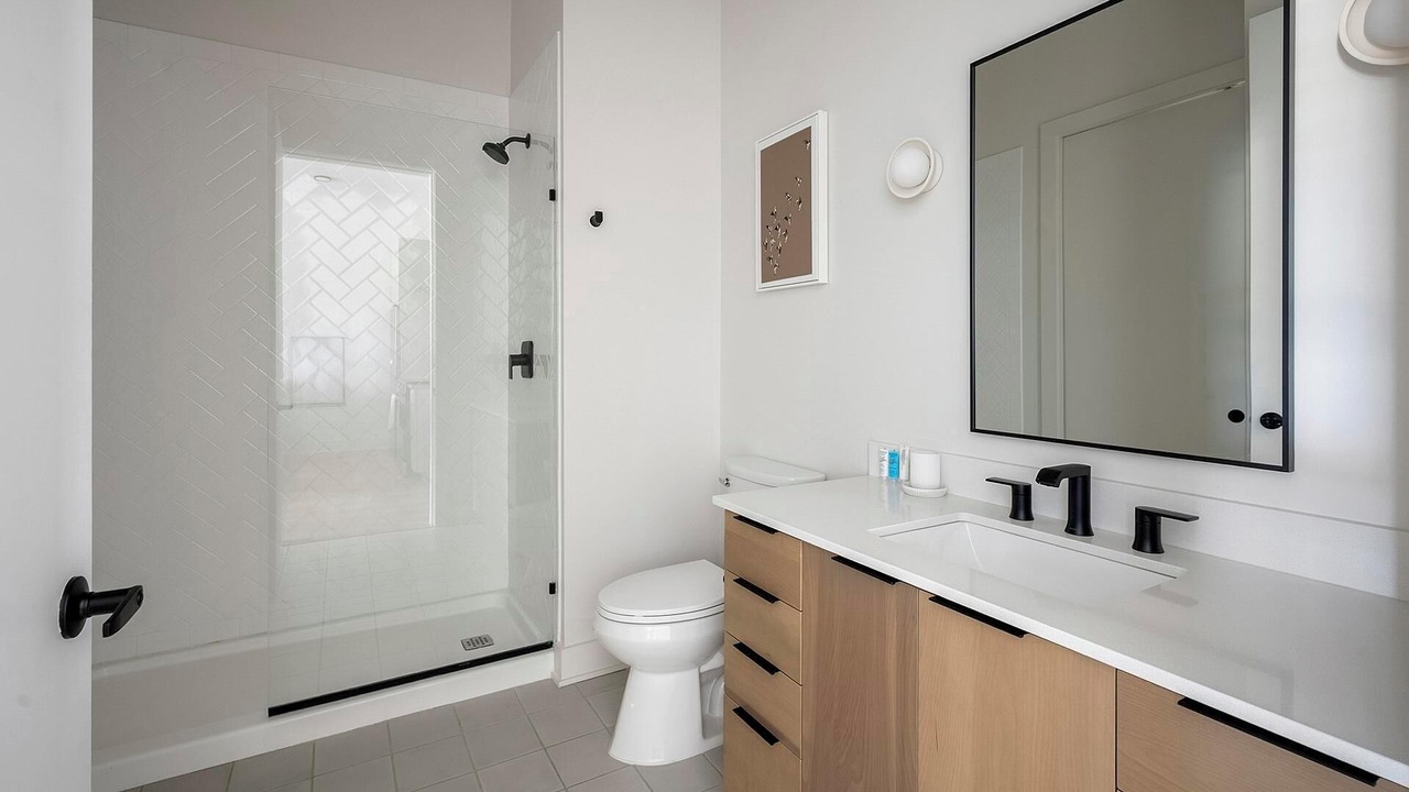 Photo of Bathroom in Inglewood