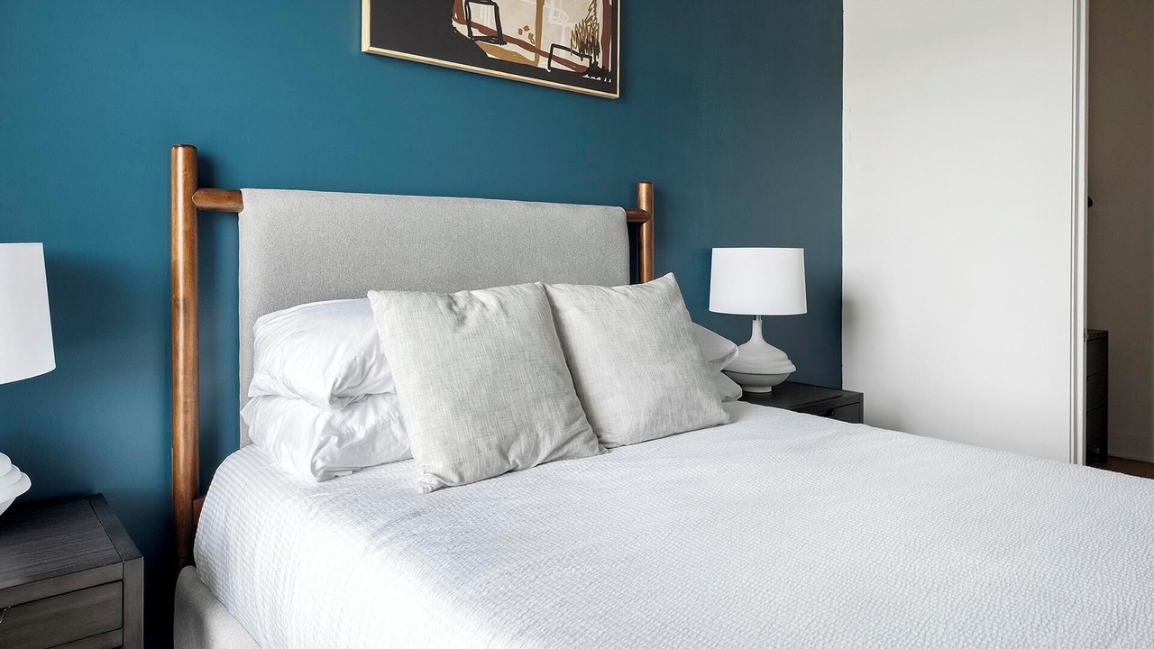 Photo of Bedroom in Inglewood