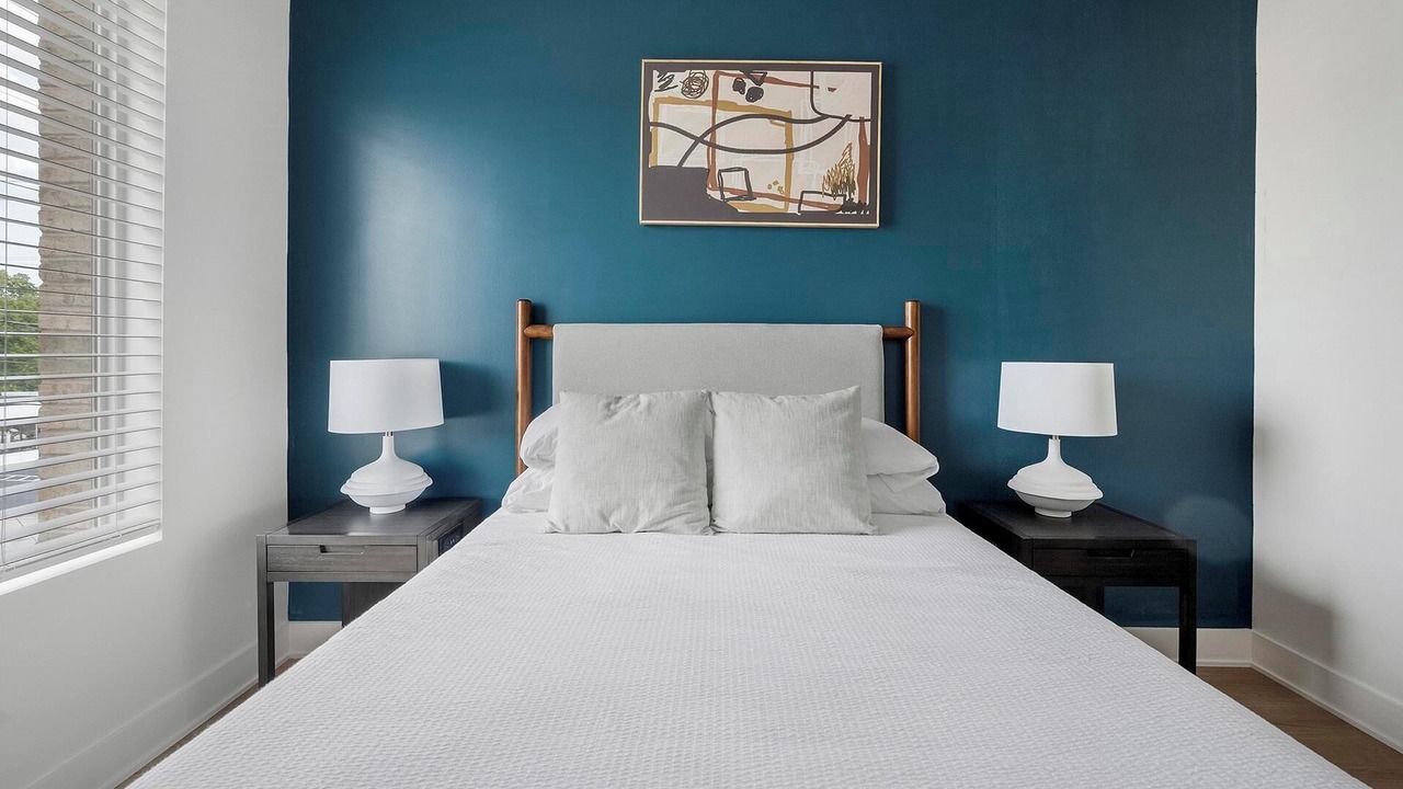 Photo of Bedroom in Inglewood