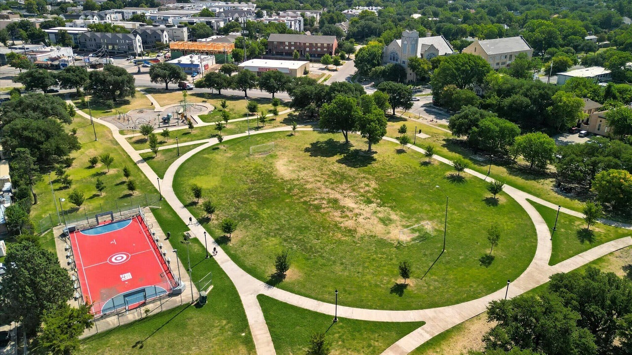 Photo of Outdoor in Old East Dallas