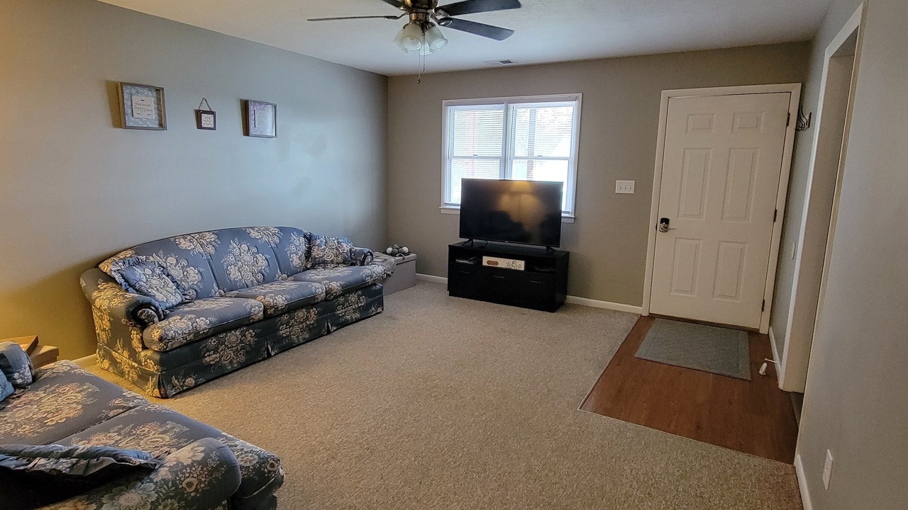 Photo of Livingroom in Princeton