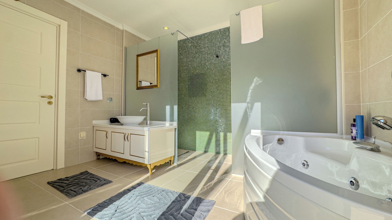 Photo of Bathroom in Konyaalti