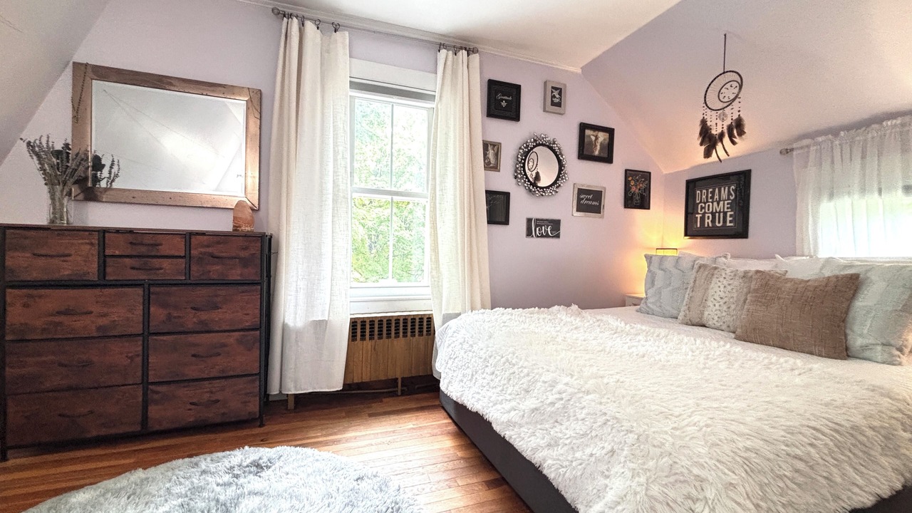 Photo of Bedroom in Milford