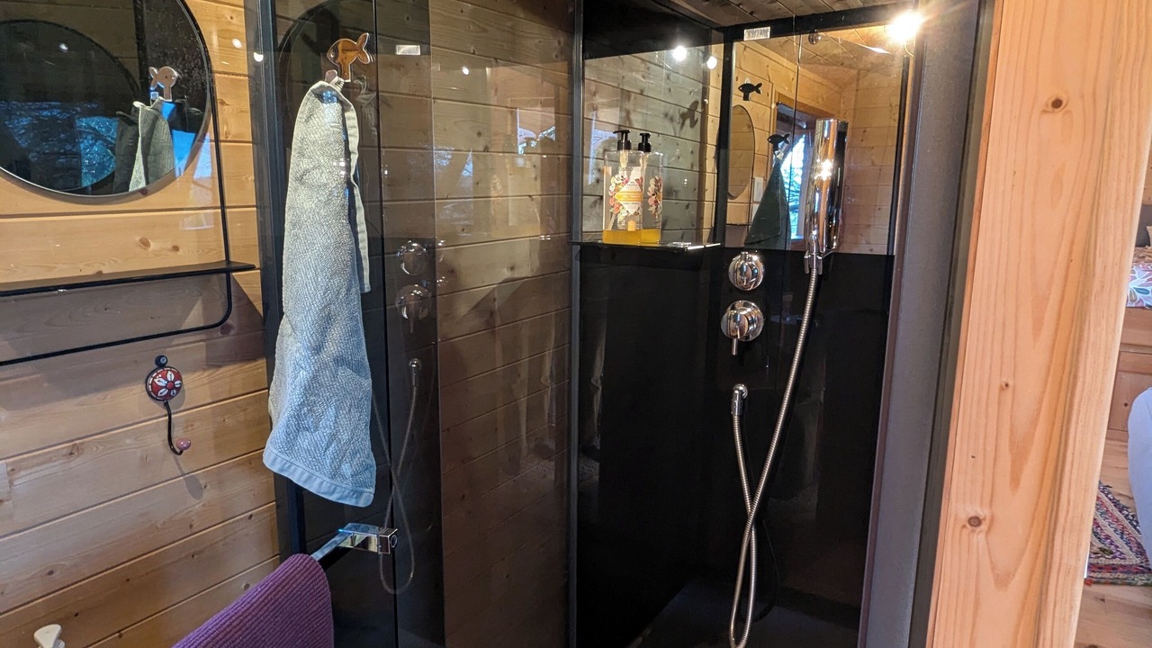 Photo of Bathroom in Saint-Pardoux