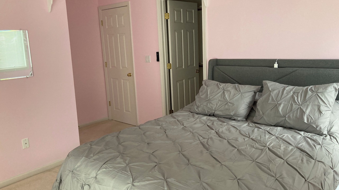 Photo of Bedroom in Blacksburg