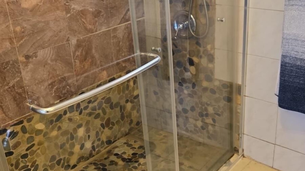 Photo of Bathroom in Playa Fortuna