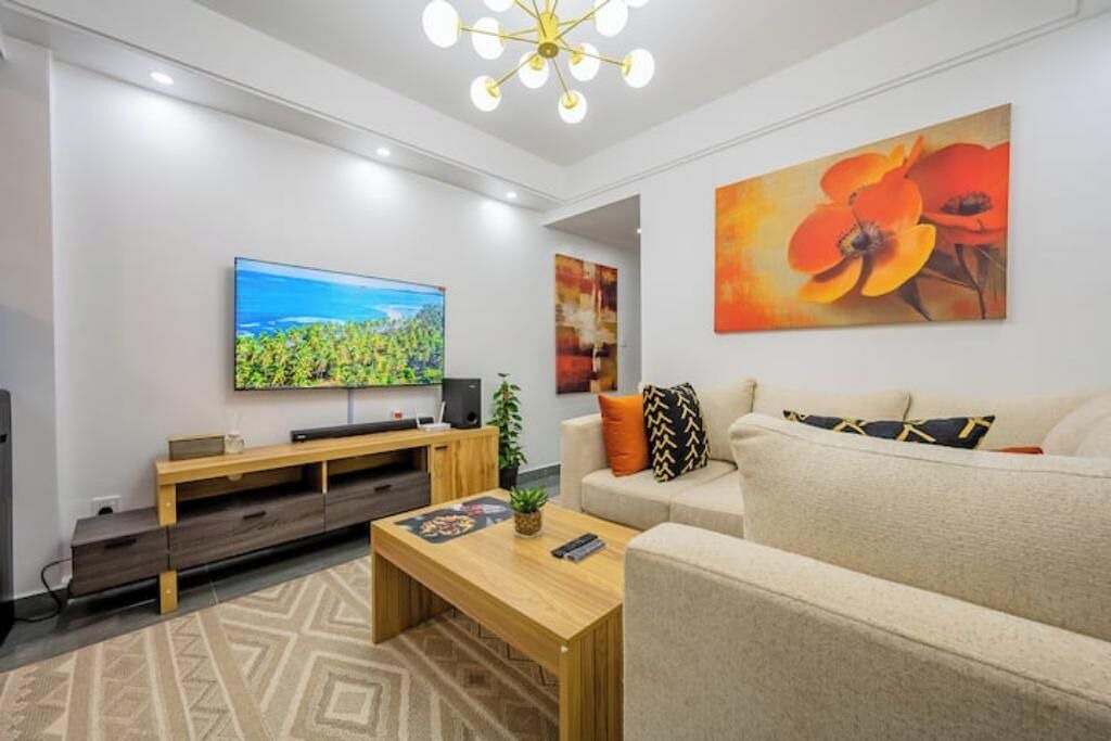 Photo of Livingroom in Lavington