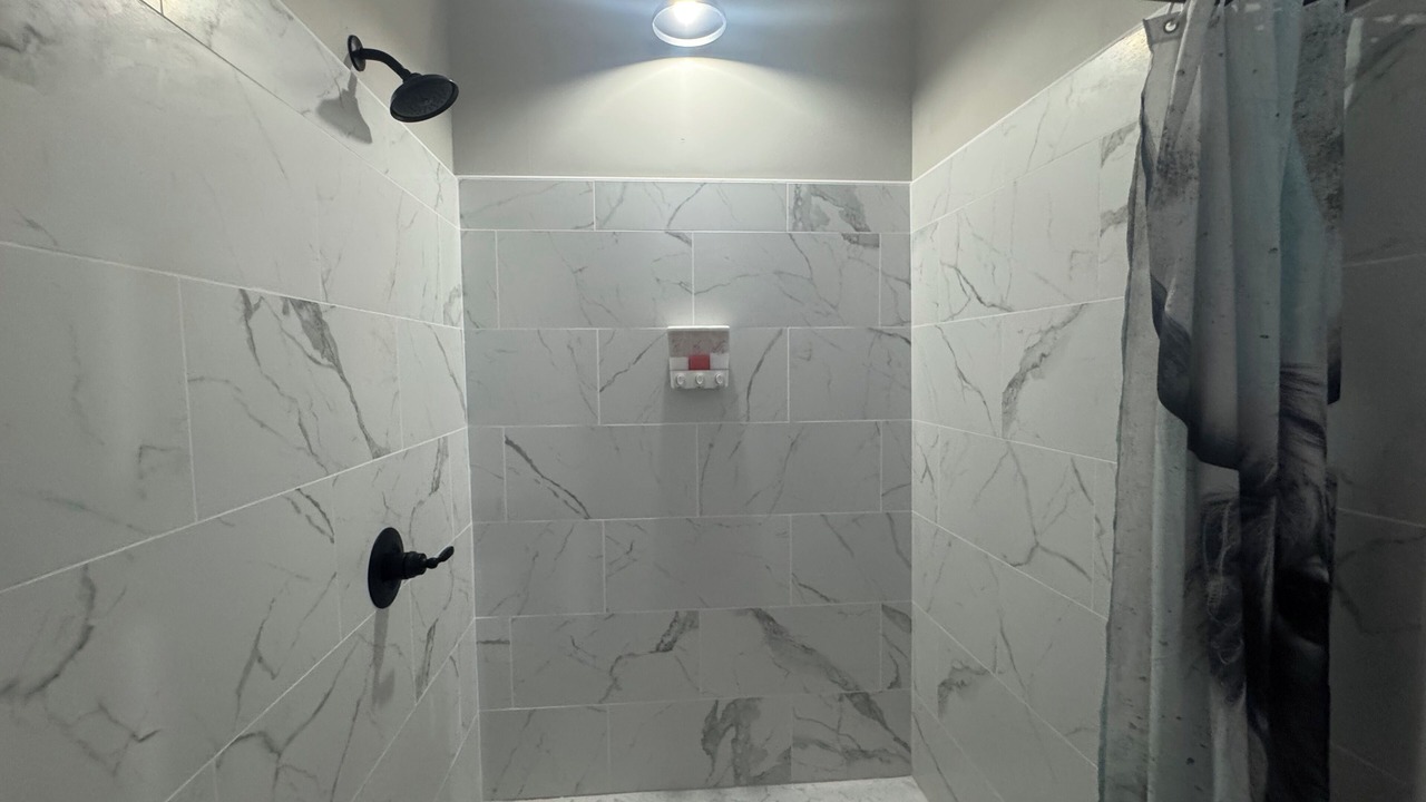 Photo of Bathroom in Naruna