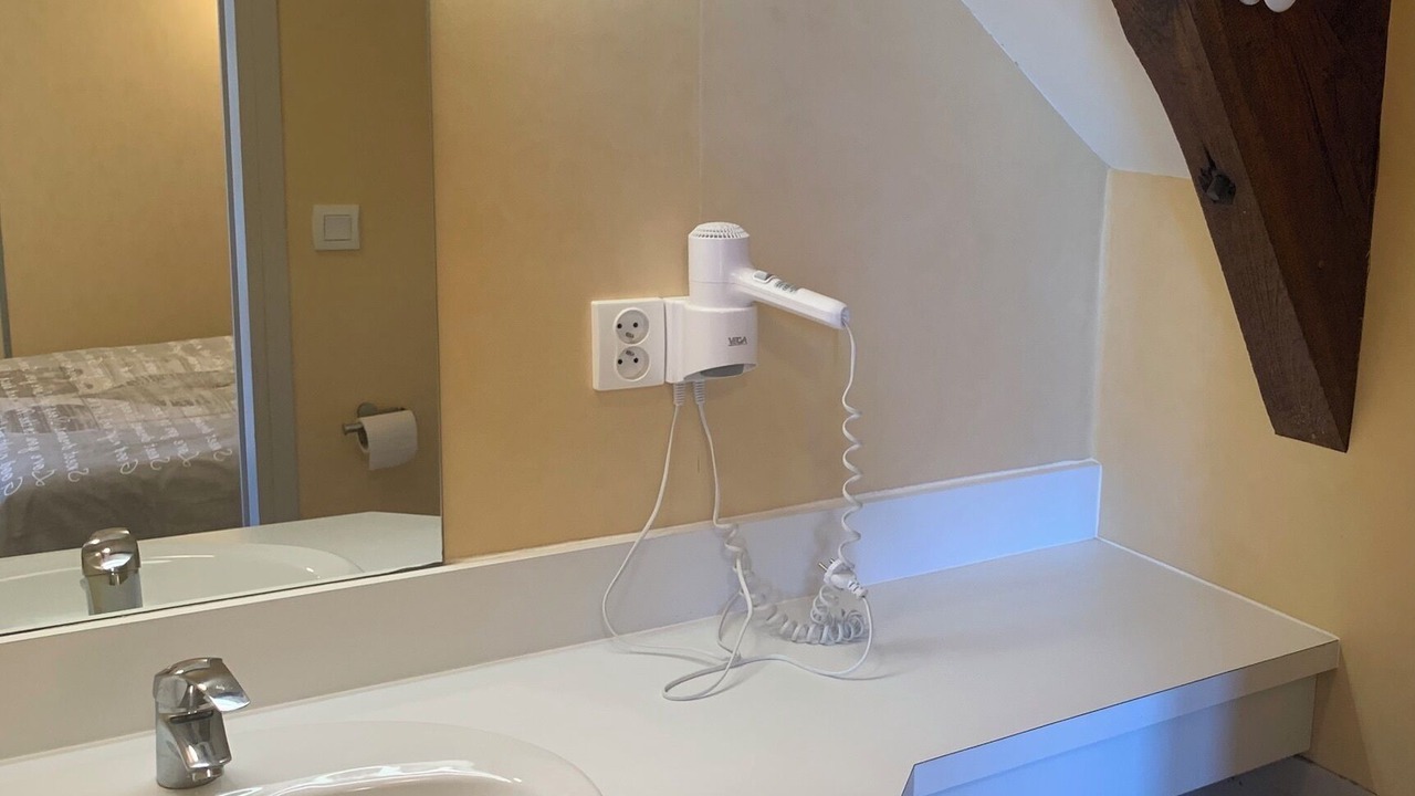 Photo of Bathroom in Pionsat