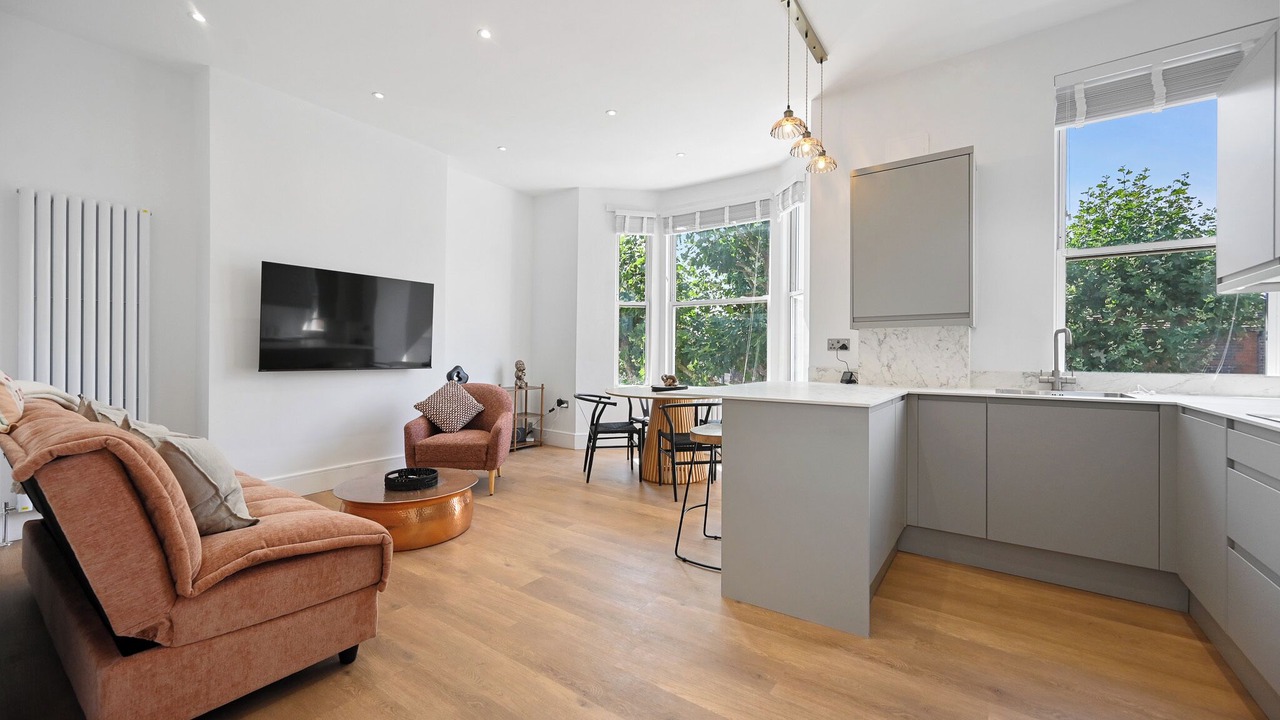 Photo of Livingroom in Harlesden