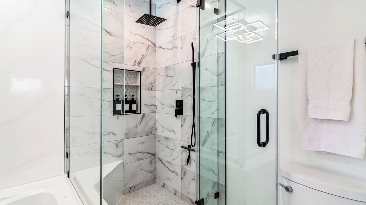 Photo of Bathroom in Woodland Hills