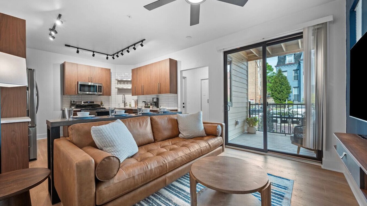 Photo of Livingroom in Shadyside