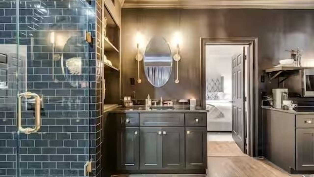 Photo of Bathroom in Old East Dallas