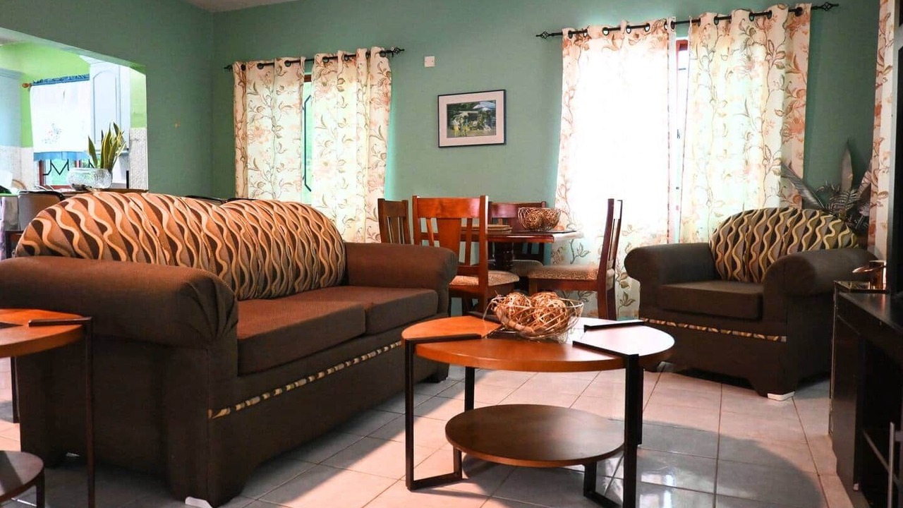 Photo of Livingroom in Runaway Bay