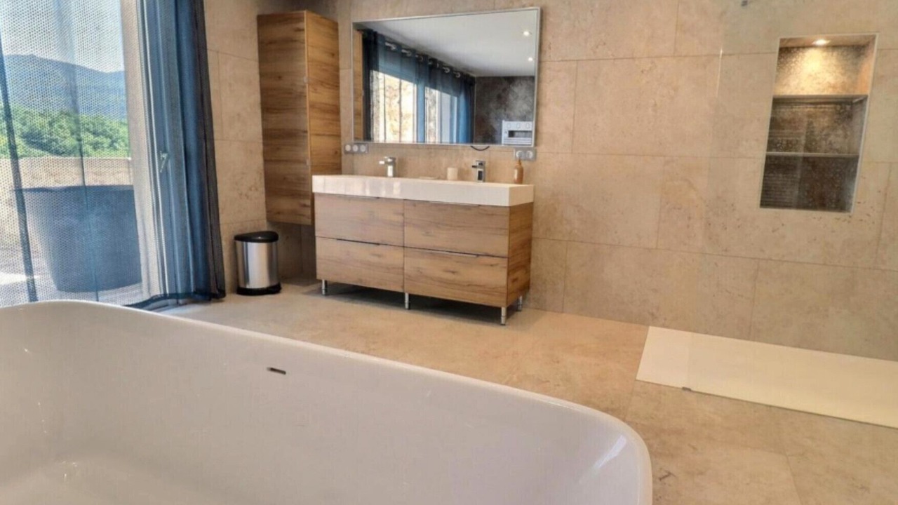 Photo of Bathroom in Espenel