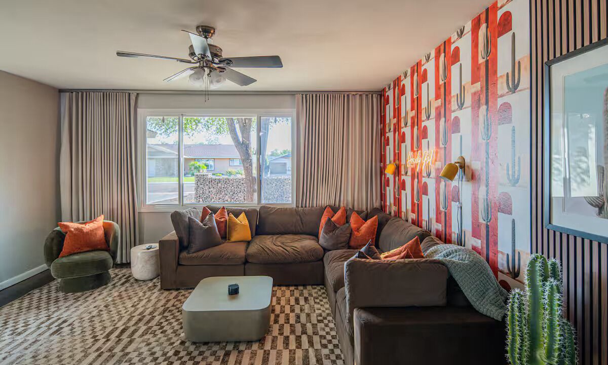 Photo of Livingroom in South Scottsdale