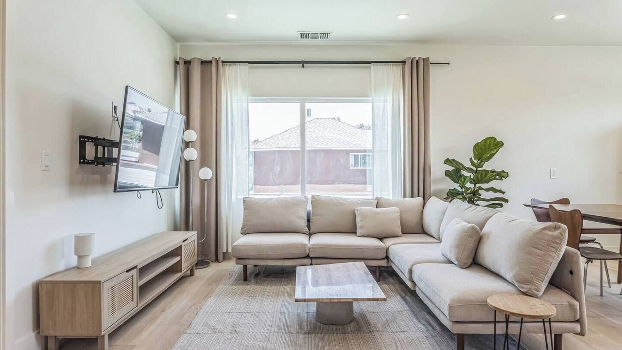 Photo of Livingroom in Downtown Los Angeles