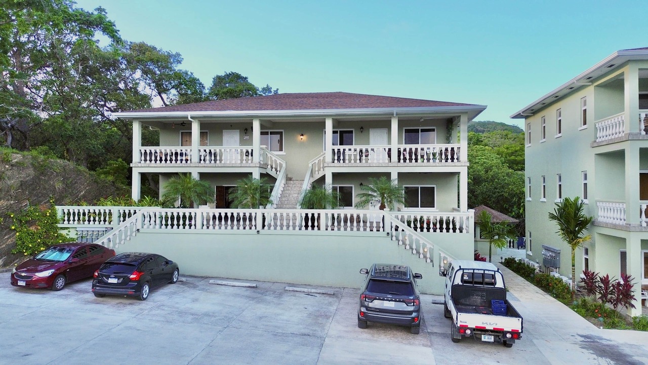 Photo of Others in Roatan
