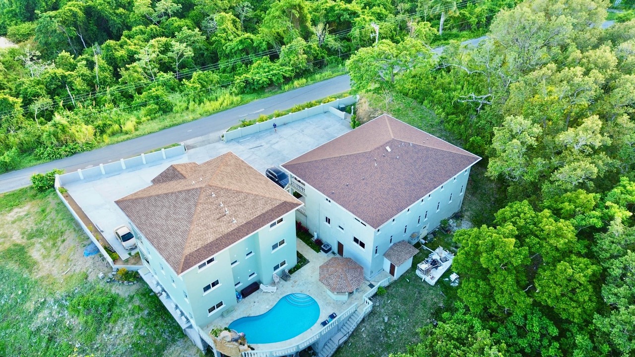 Photo of Others in Roatan
