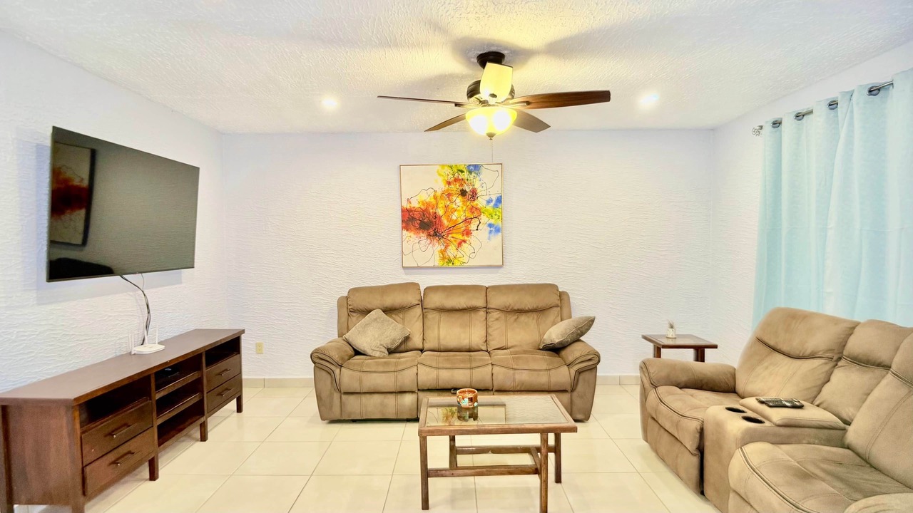 Photo of Livingroom in Roatan