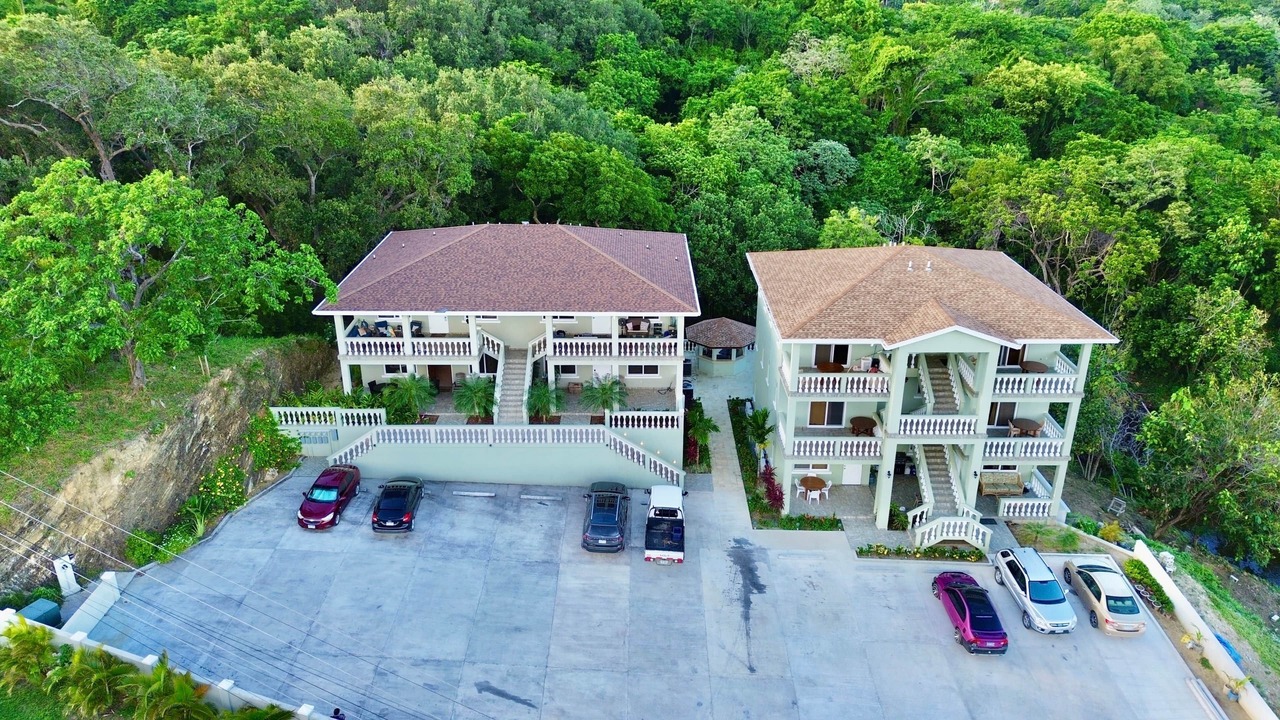 Photo of Others in Roatan