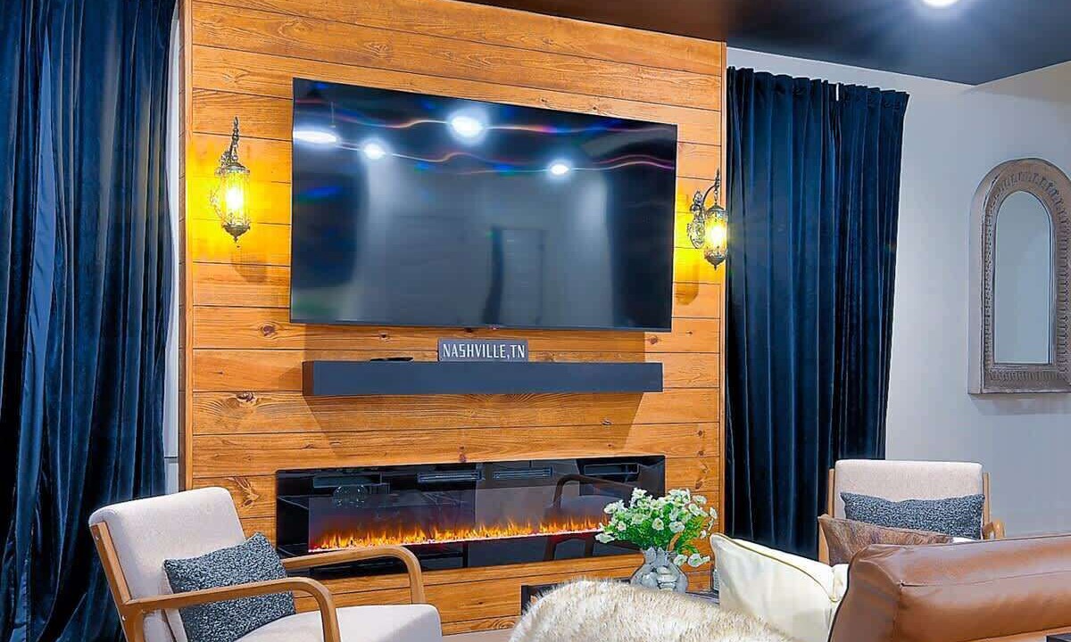 Photo of Livingroom in Talbot's Corner