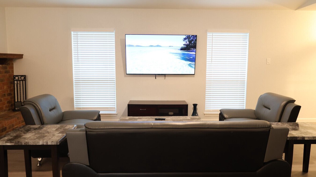 Photo of Livingroom in Flower Mound