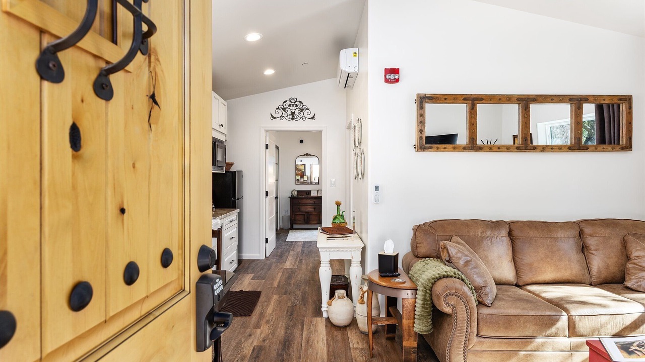 Photo of Livingroom in Tehachapi