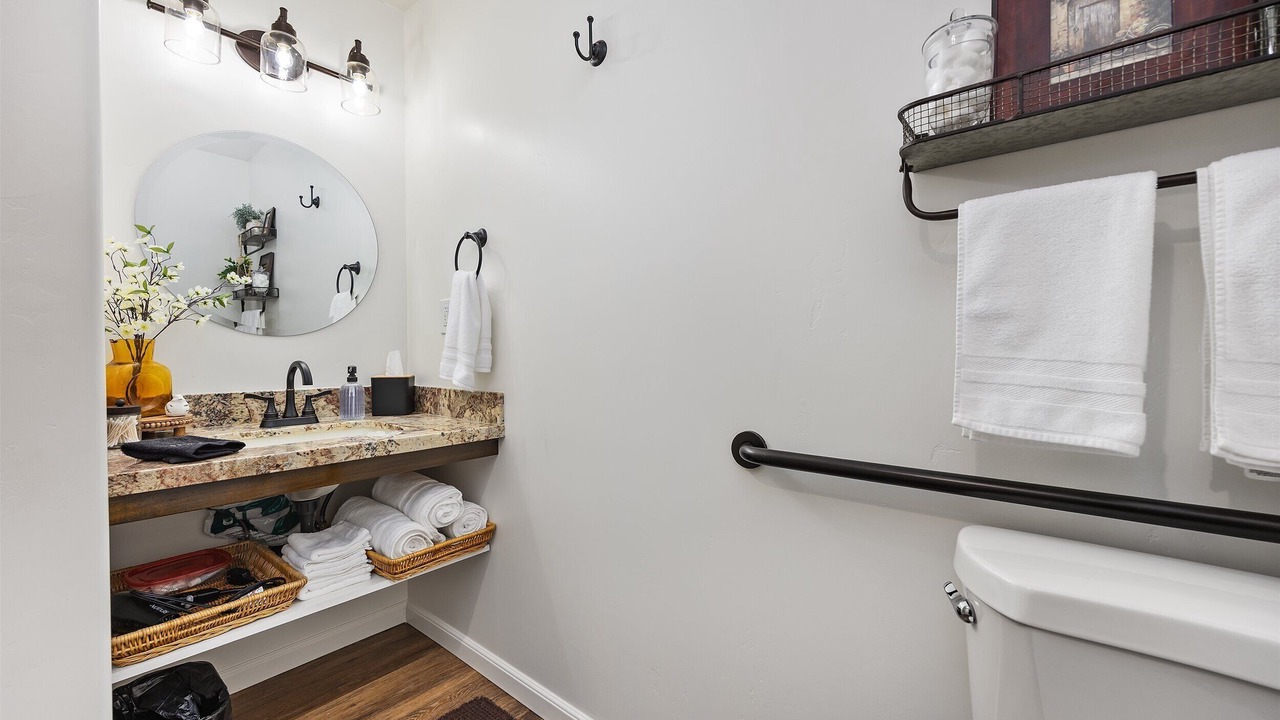 Photo of Bathroom in Tehachapi