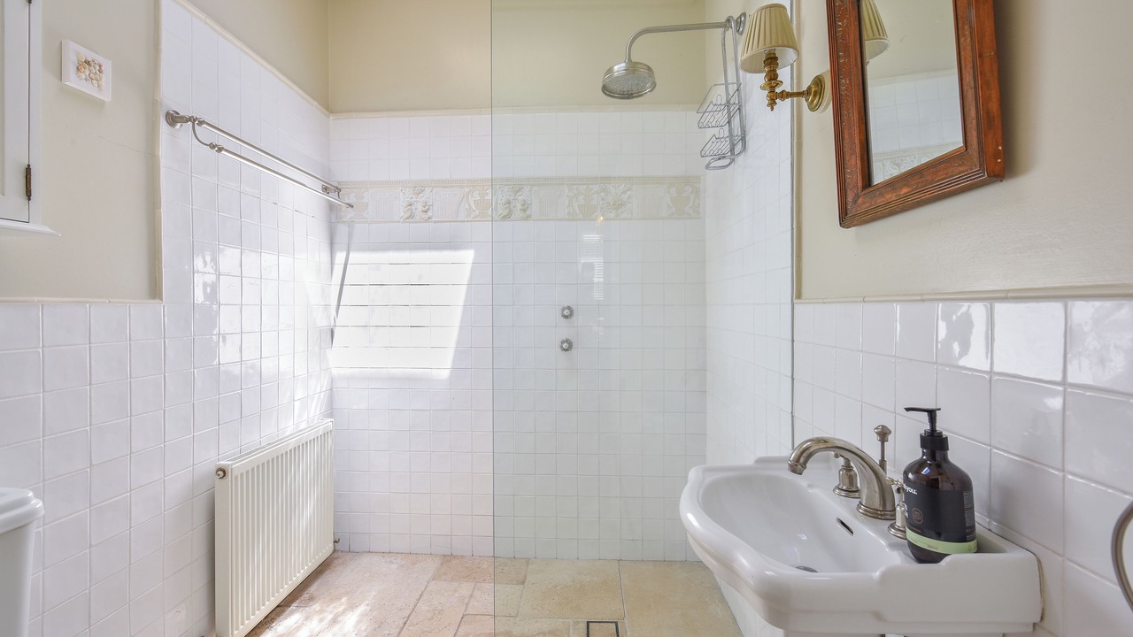 Photo of Bathroom in Katoomba