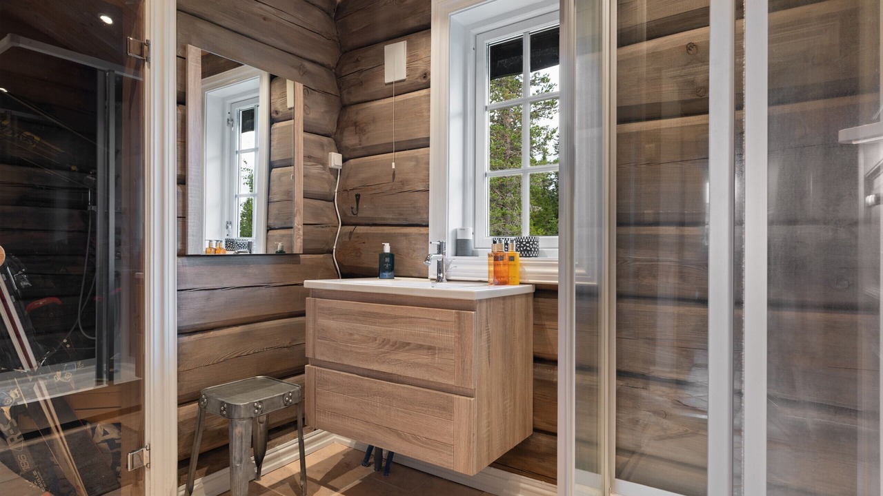 Photo of Bathroom in Mælem
