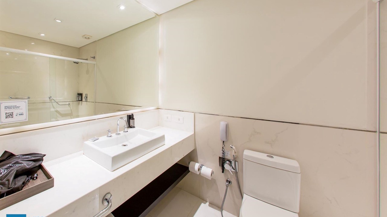 Photo of Bathroom in Reboucas