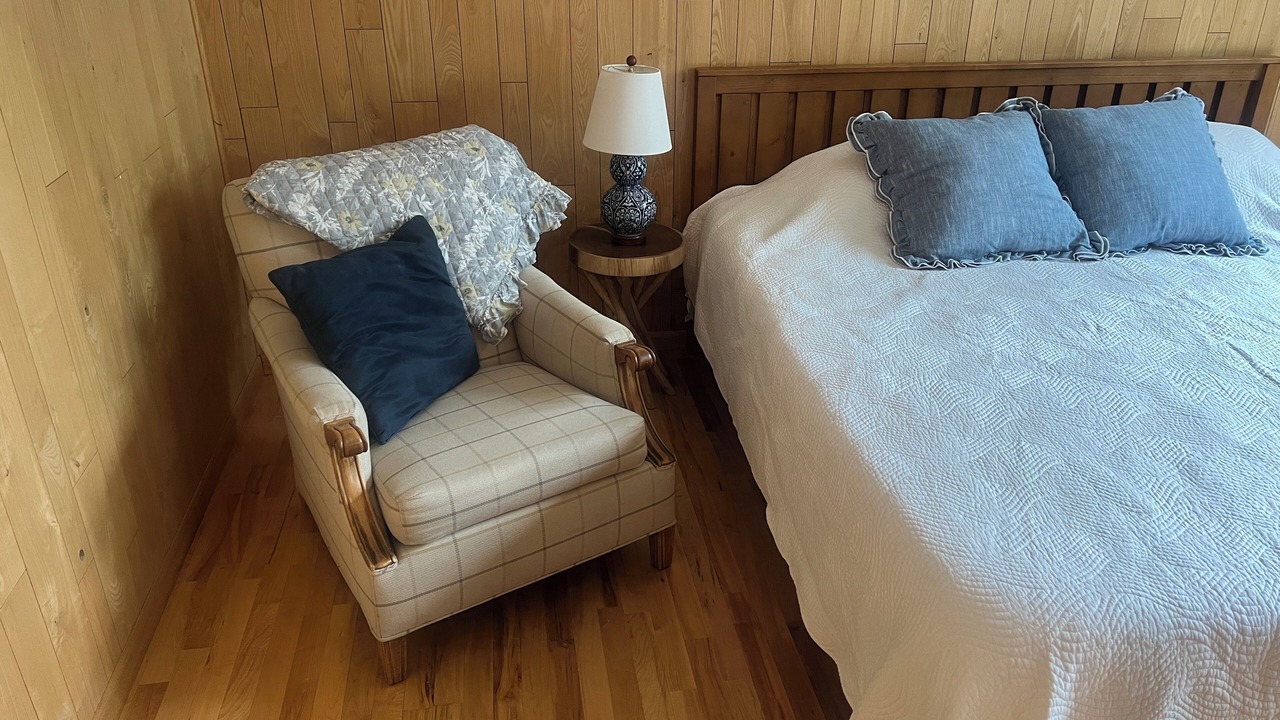 Photo of Bedroom in Long Lake