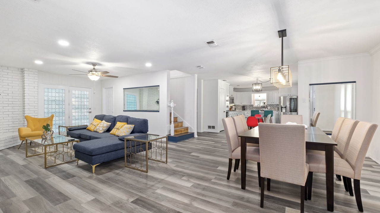 Photo of Livingroom in Allen