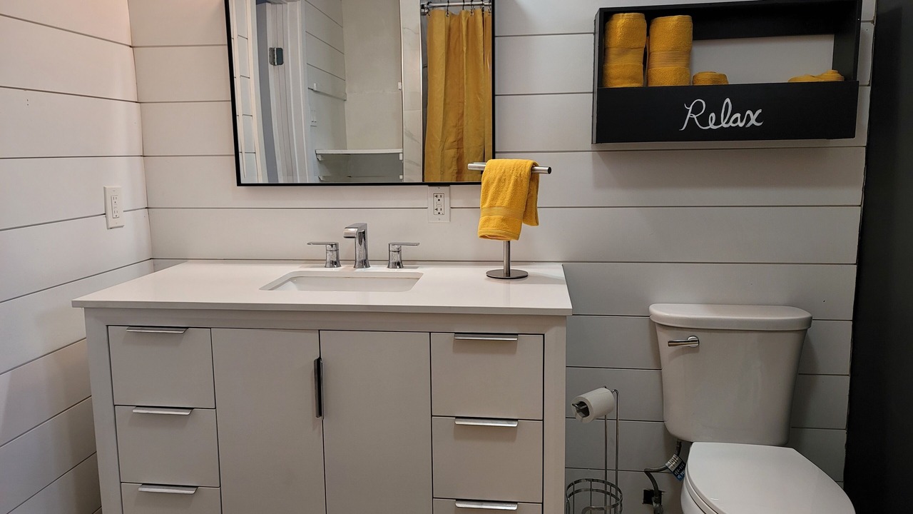 Photo of Bathroom in Allen