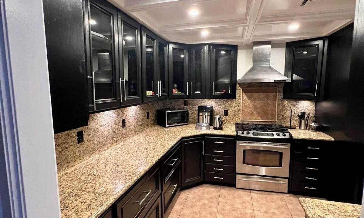 Photo of Kitchen in Reseda