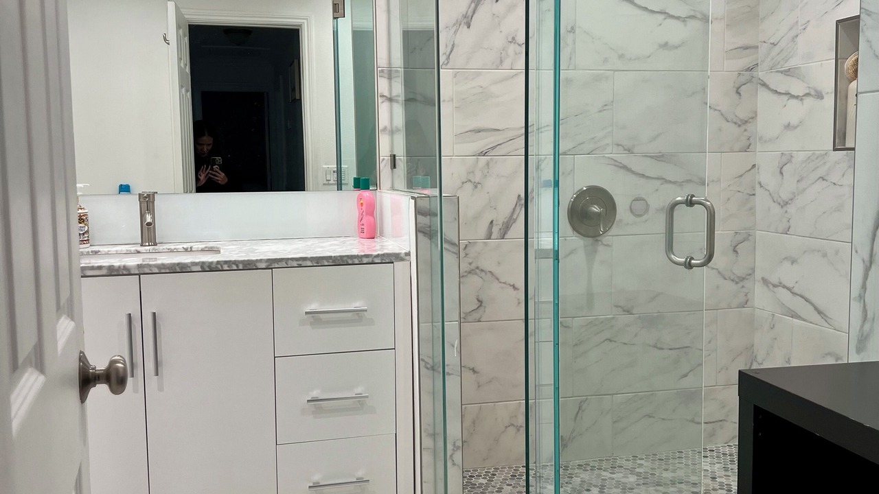 Photo of Bathroom in Reseda