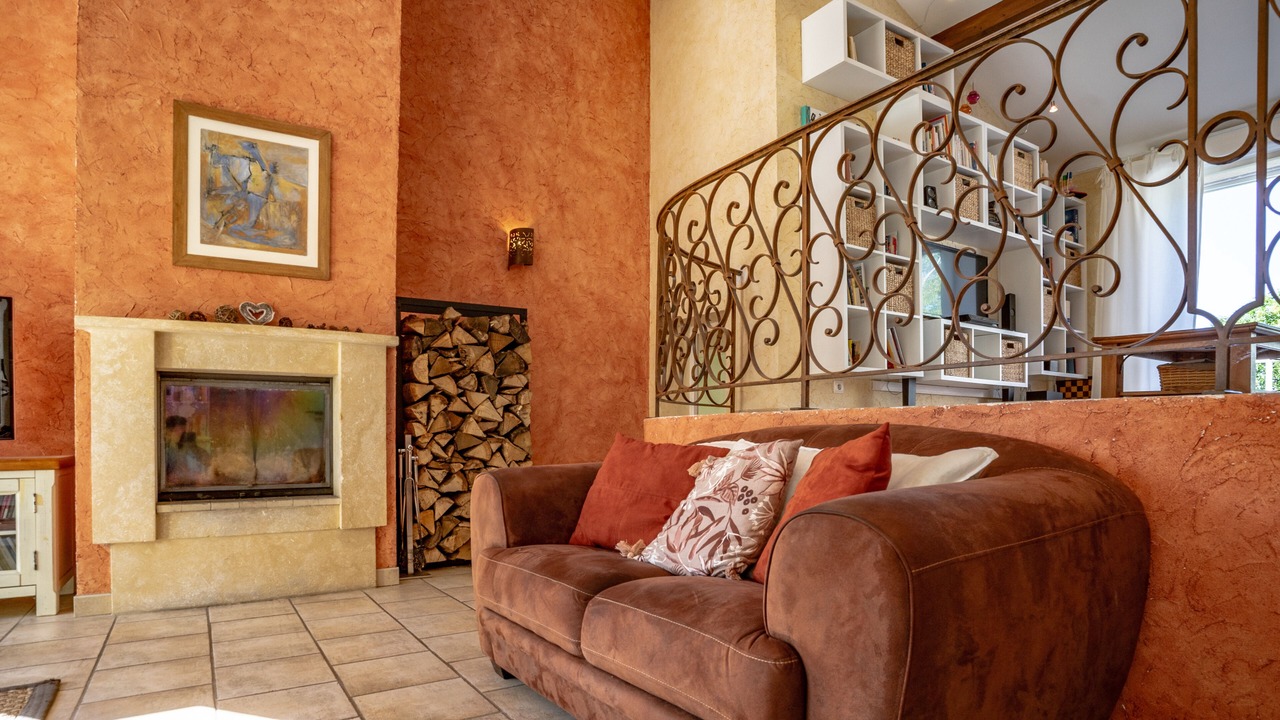 Photo of Livingroom in Eyjeaux