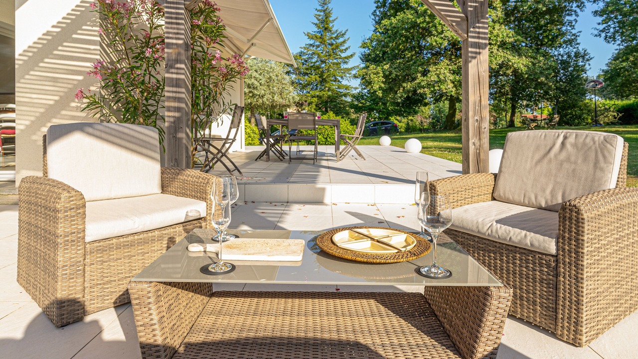 Photo of Outdoor in Eyjeaux