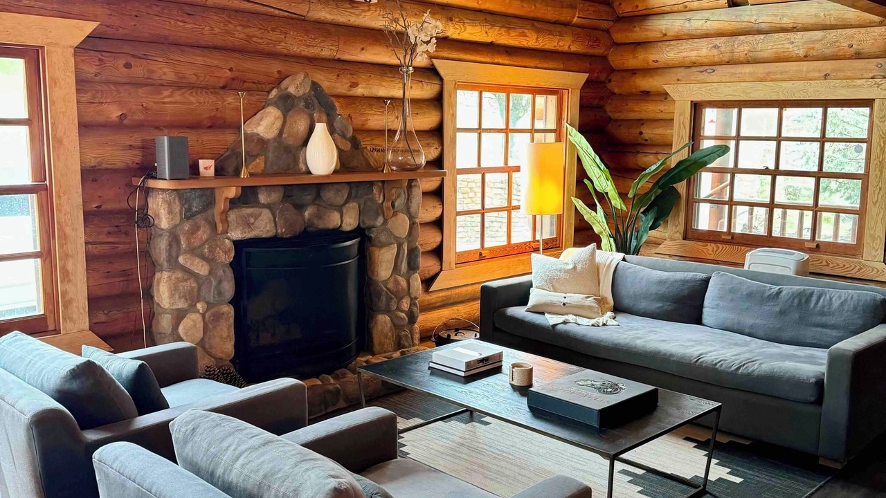 Photo of Livingroom in Stallion Springs