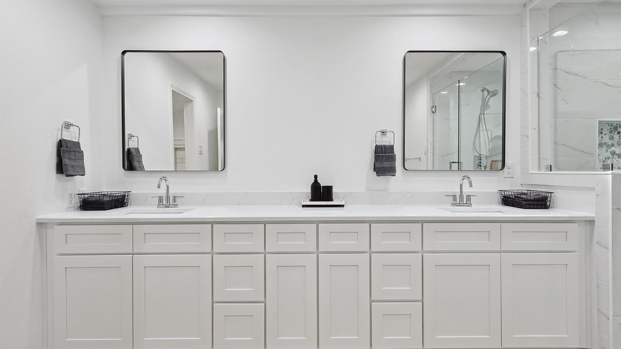 Photo of Bathroom in Las Colinas