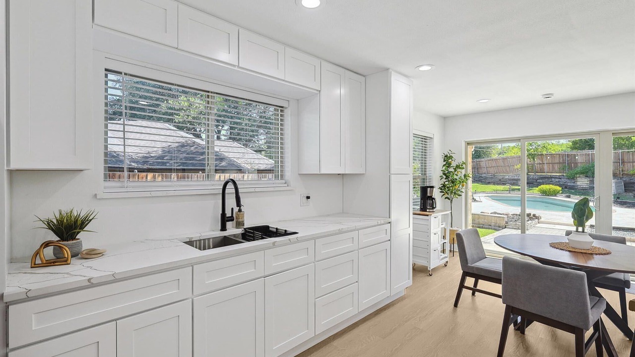 Photo of Kitchen in Las Colinas